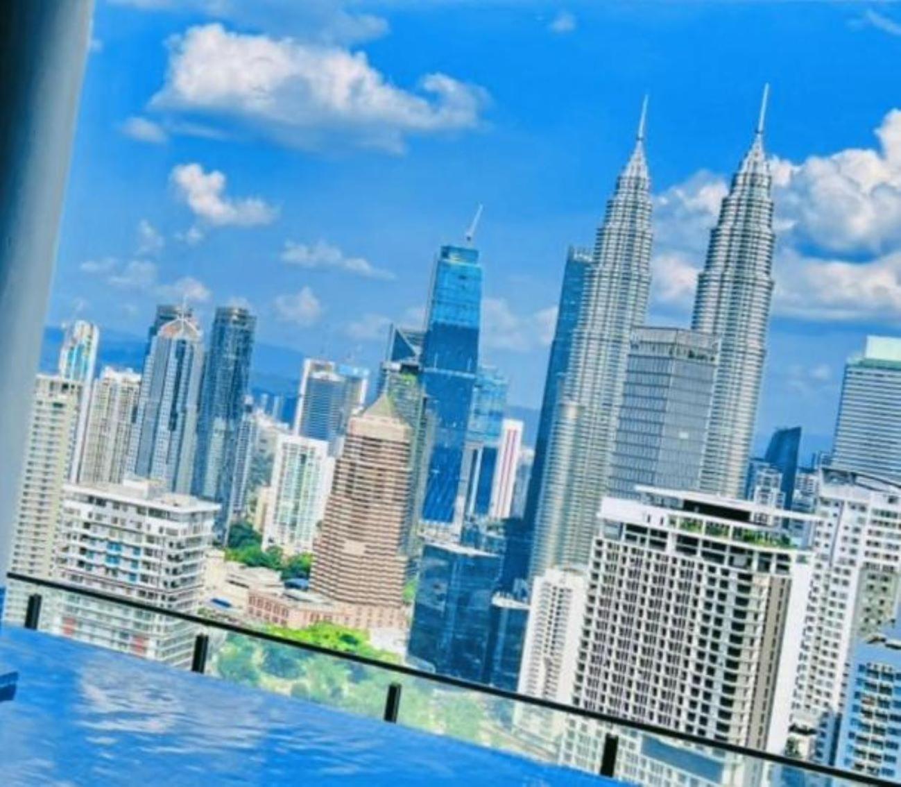 The Luxe Suites Klcc By Cozy Stay クアラルンプール エクステリア 写真