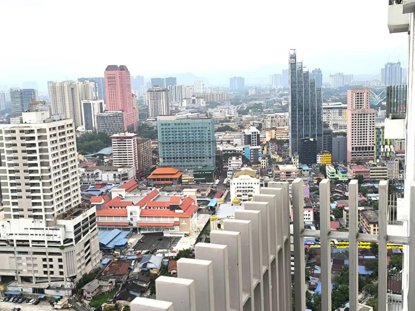 The Luxe Suites Klcc By Cozy Stay クアラルンプール エクステリア 写真