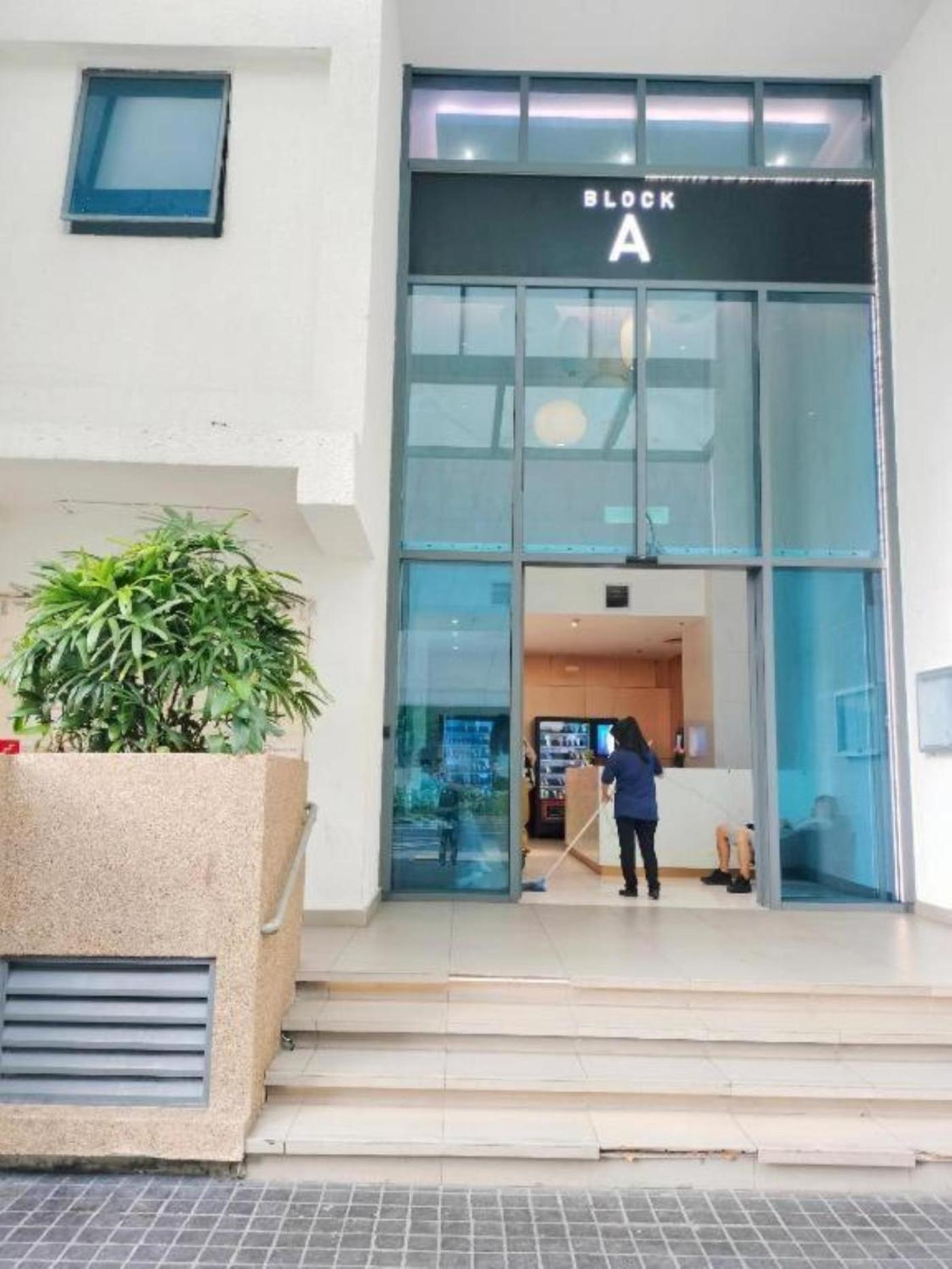 The Luxe Suites Klcc By Cozy Stay クアラルンプール エクステリア 写真