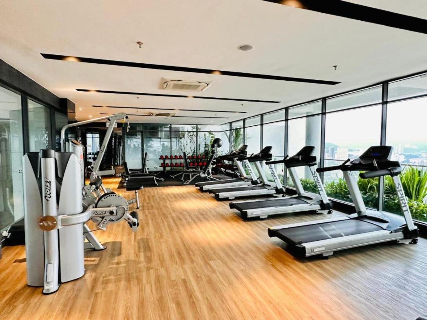 The Luxe Suites Klcc By Cozy Stay クアラルンプール エクステリア 写真